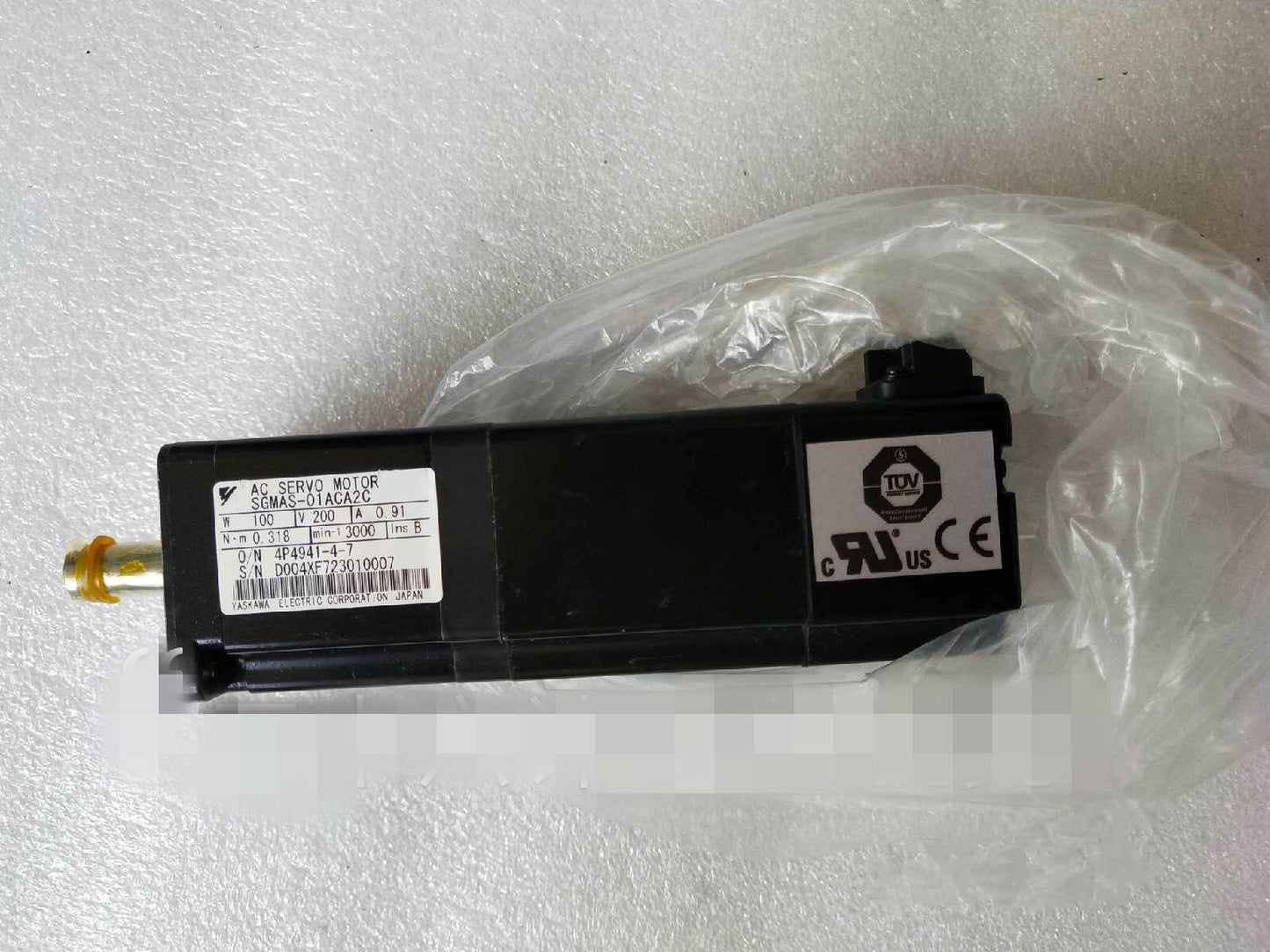 YASKAWA AC SERVO MOTOR SGMAS-01ACA2C SGMAS01ACA2C