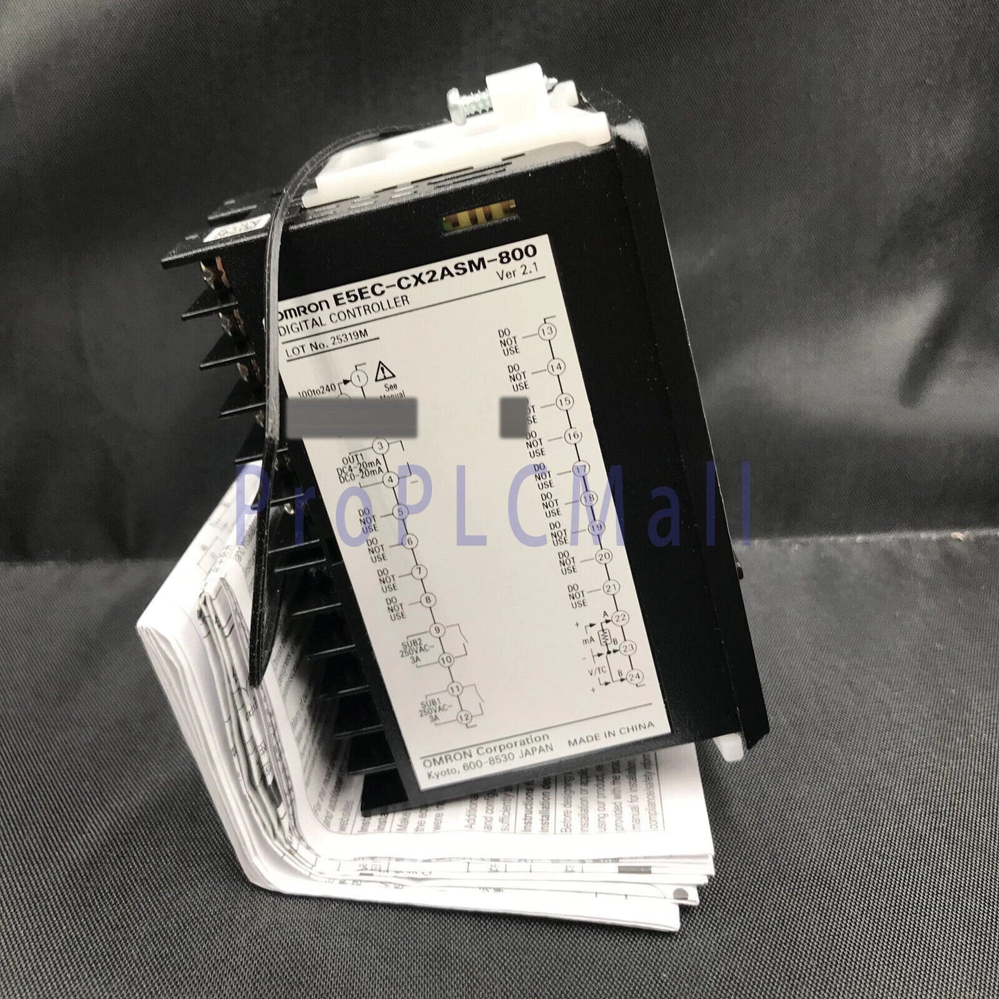 Omron E5EC-CX2ASM-800 Temperature Controller E5ECCX2ASM800 1PCS