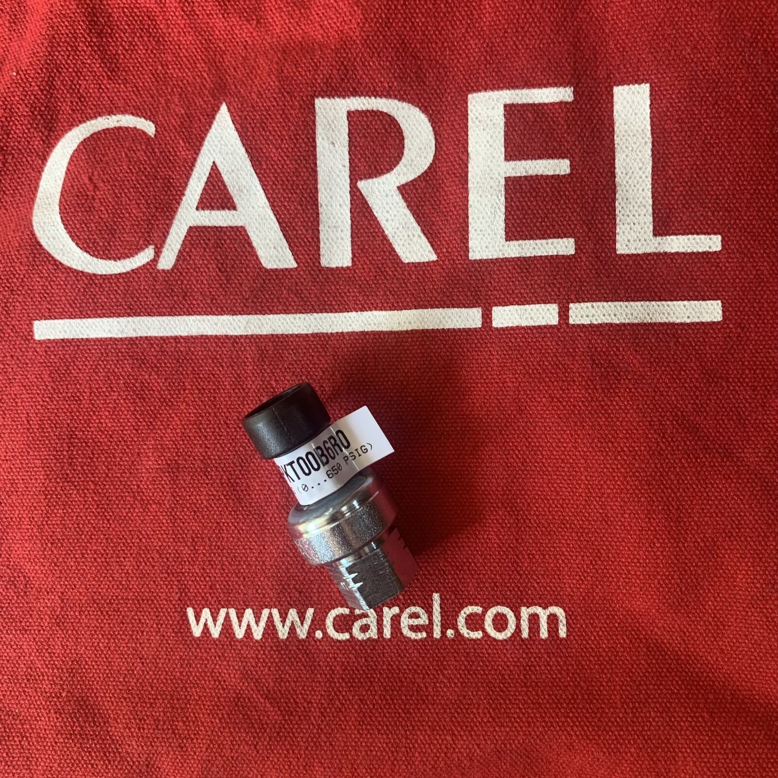 new 1pcs CAREL pressure sensor SPKT00B6R0 0-45KG