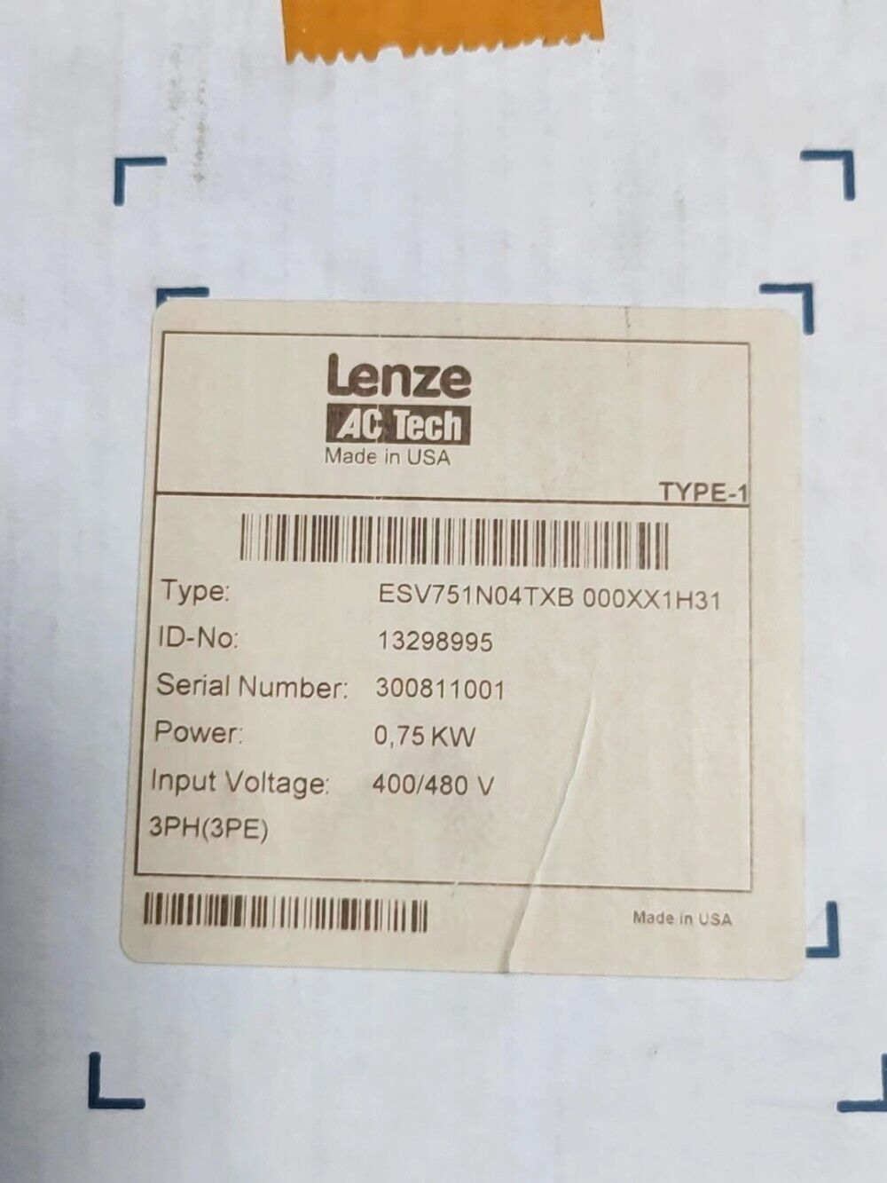 new 1PCS LENZE ESV751N04TXB Frequency converter