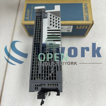 1PCS Mitsubishi MR-J4-100A SERVO AMPLIFIER