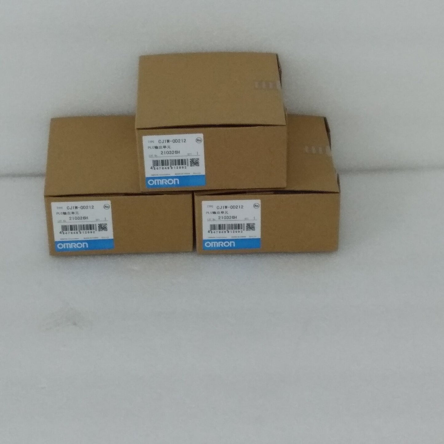 OMRON PLC CJ1W-OD212 - OMRON PLC