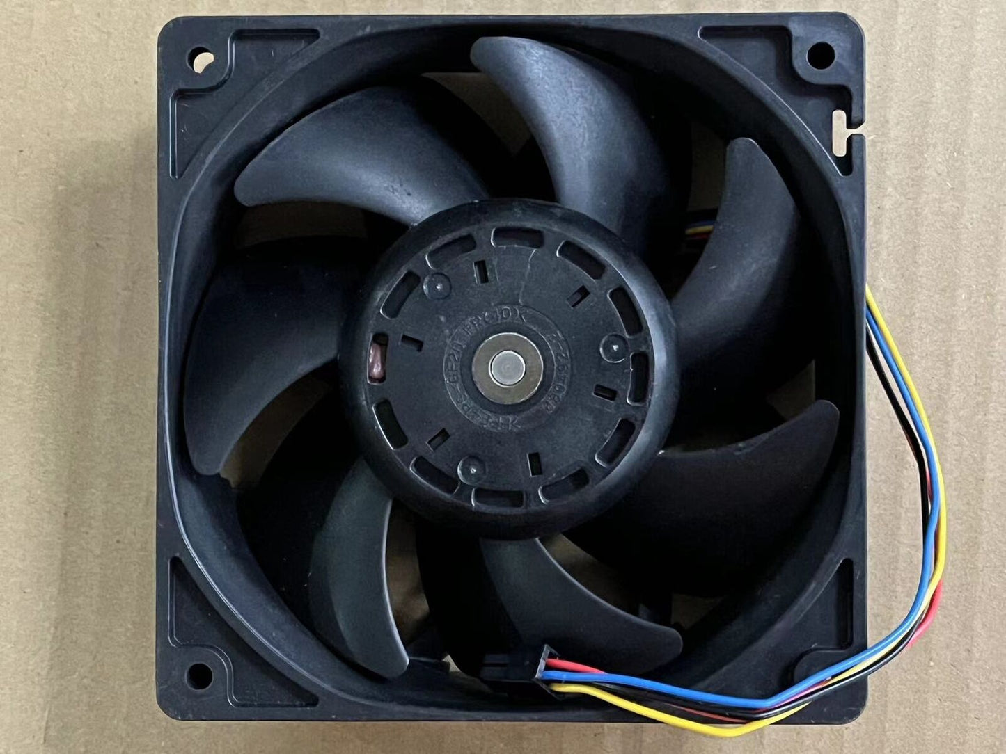 new 1PC Sanyo 9GV1224P1H01 DC24V 0.8A 12038 12CM high air volume cooling fan