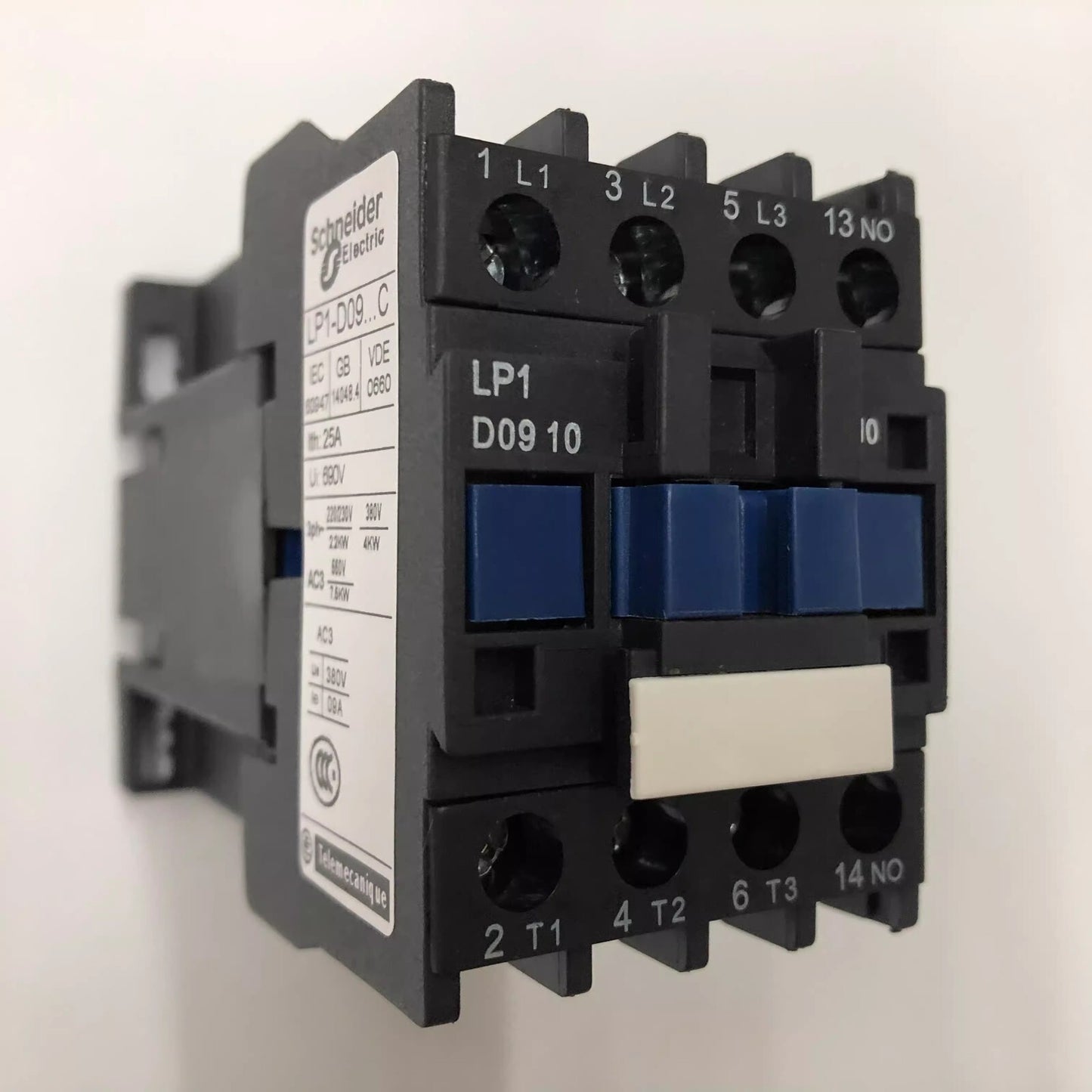 1PCS for LP1-D0910BDC DC24V 3-Pole DC Operator Contactor