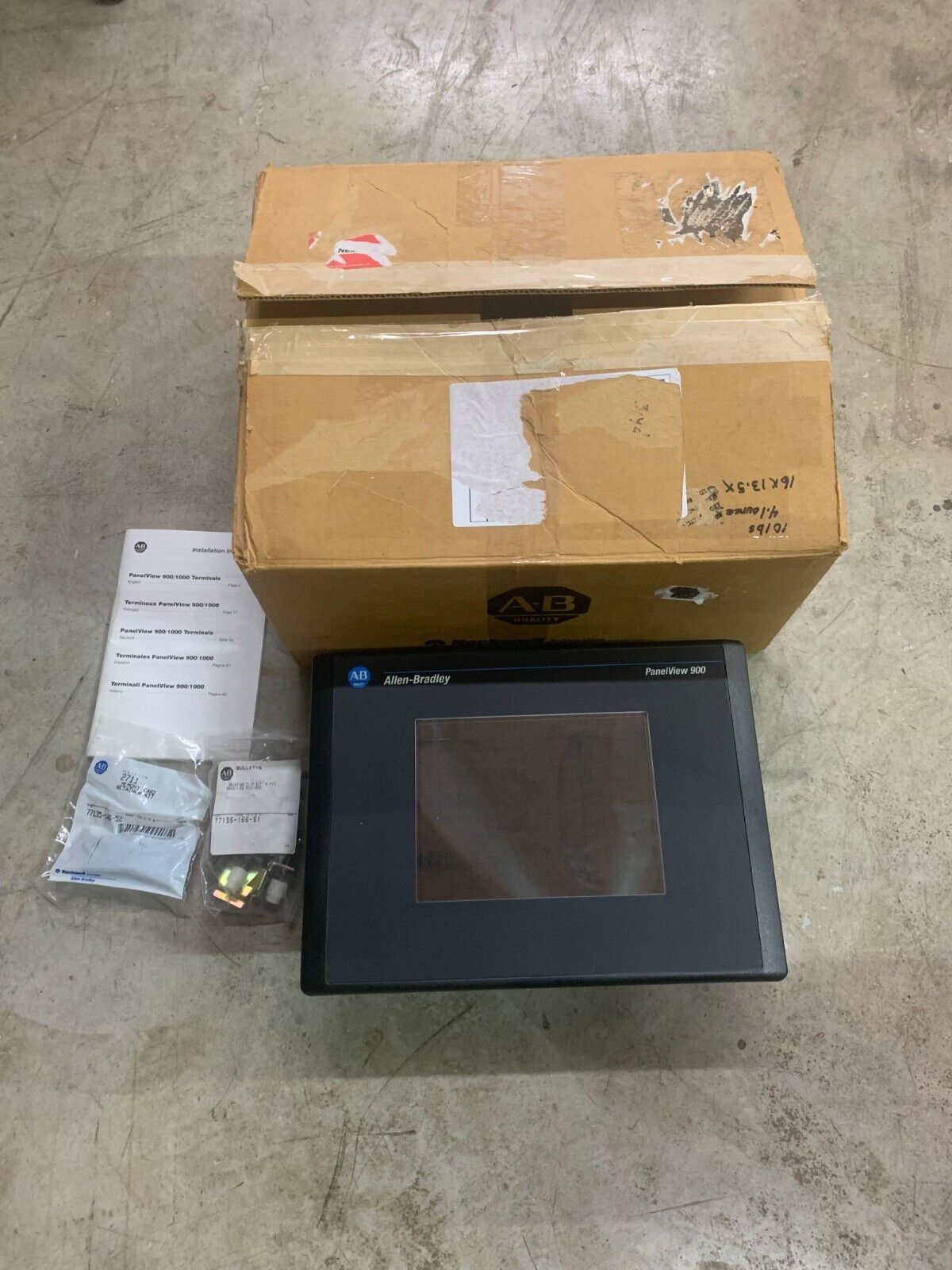 Allen Bradley 2711T9C3 Industrial Control System with High Reliability and Advanced Features - ALLEN BRADLEY
