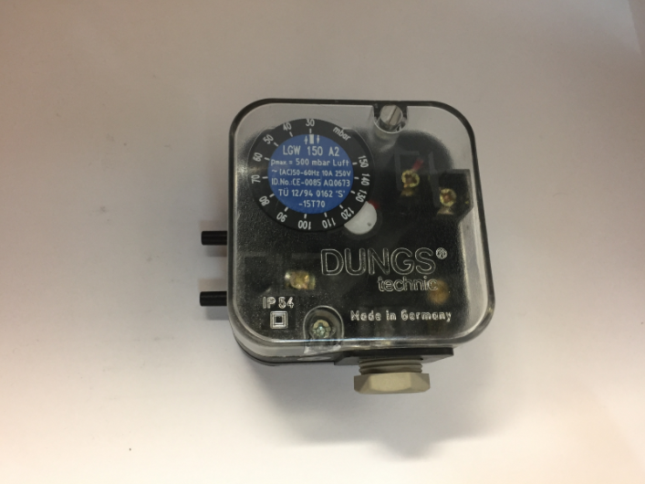 New 1-PC Pressure Switch LGW150A2 - DUNINGS