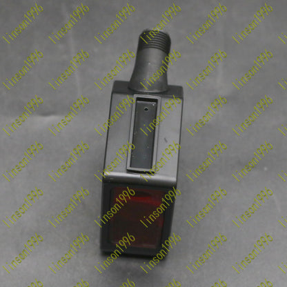 New 1PC BANNER Q5XKLAF5000-Q8 Laser Sensor - BANNER