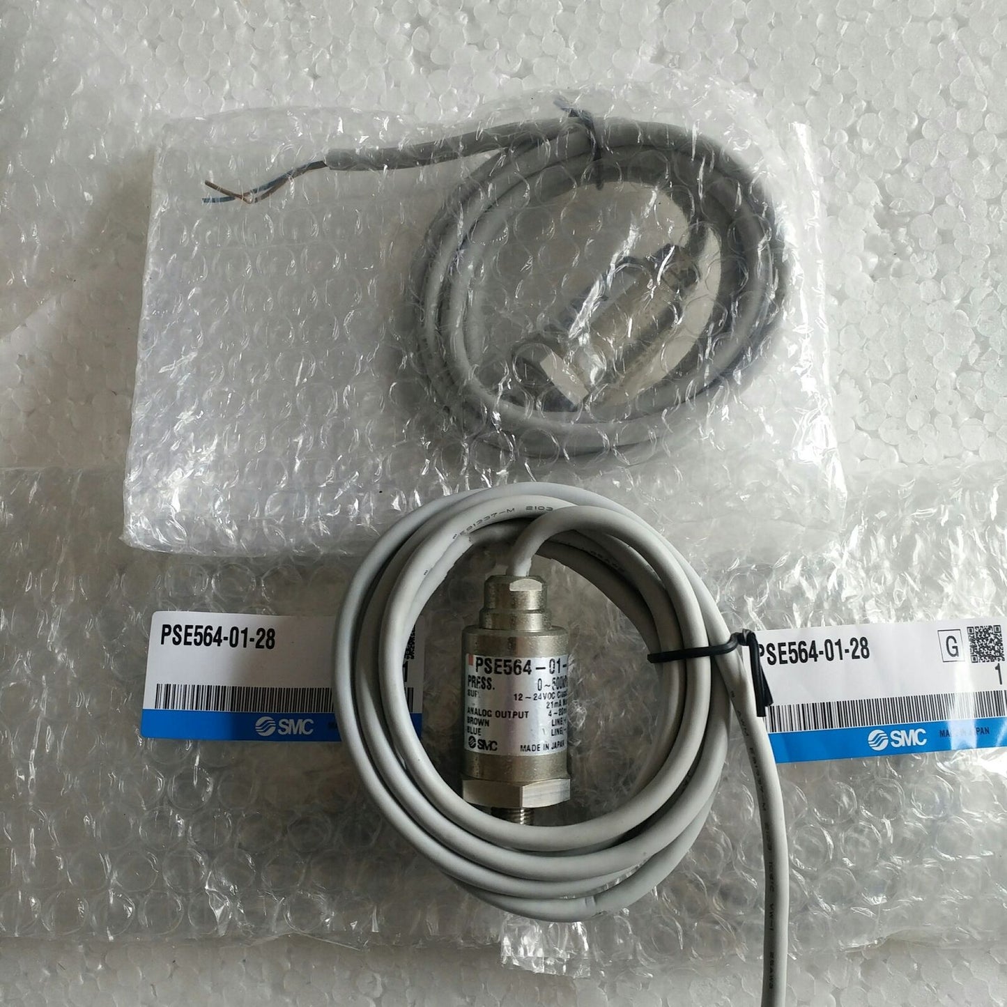 new 1PC SMC PSE564-01-28 pressure sensor switch - SMC