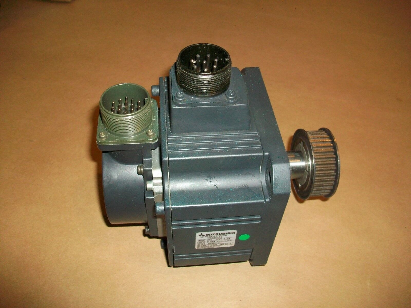 Mitsubishi HC52S-SZ Servo Motor - MITSUBISHI