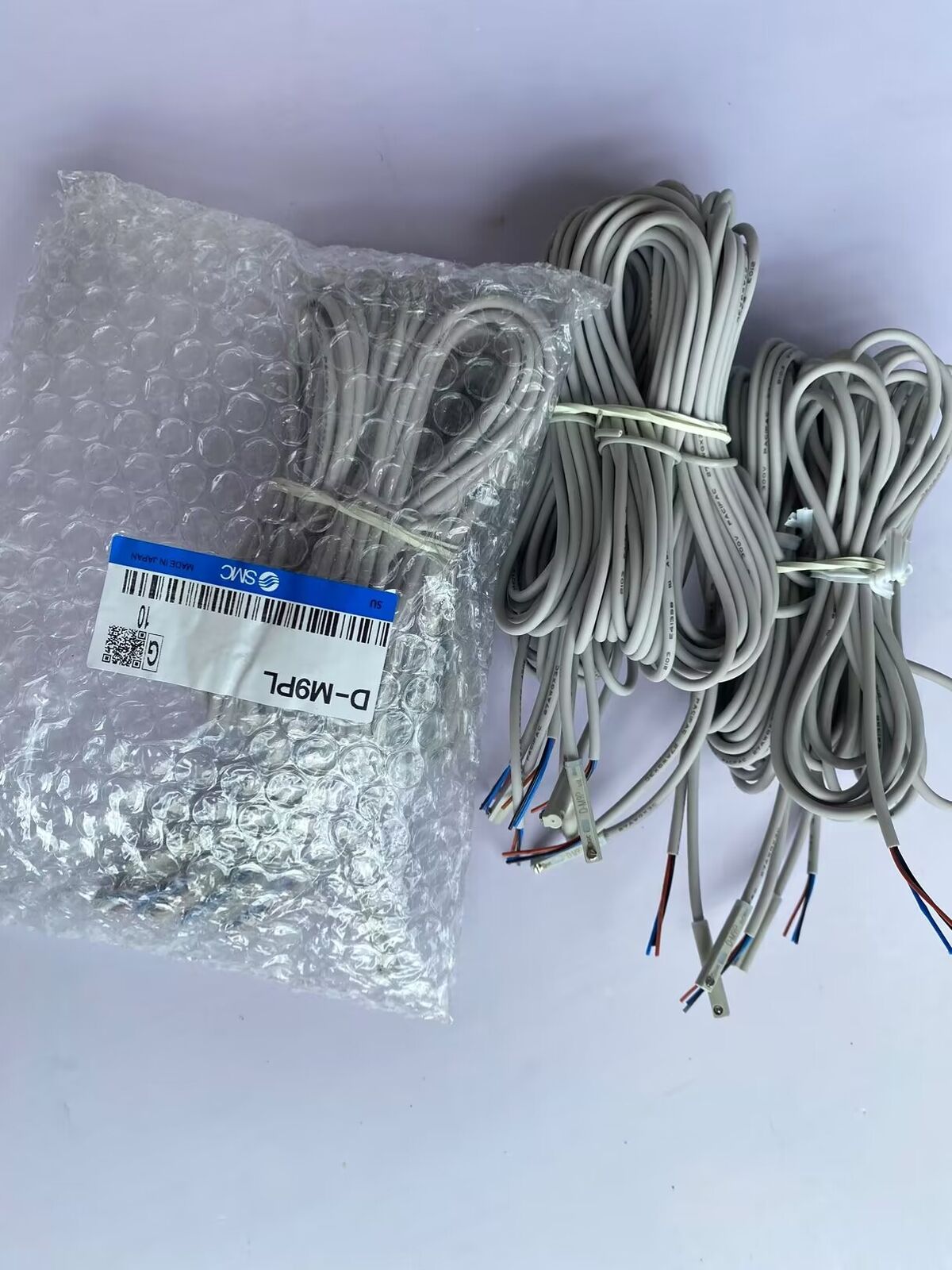 new 1PCS SMC D-M9PL DM9PL Auto Switch Sensor D-M9P - SMC