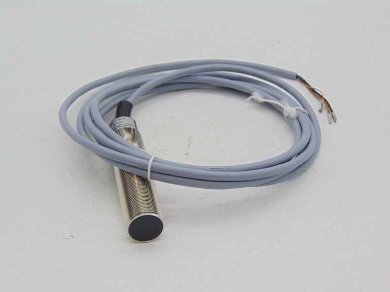 ALLEN BRADLEY 871C-D4AP18-E2 Sensor - ALLEN BRADLEY