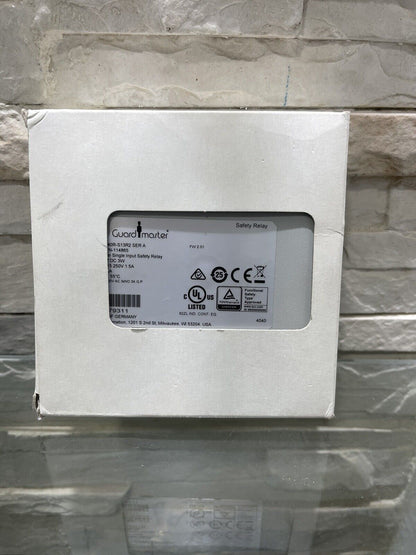 Allen Bradley 440R-S13R2 Safety Relay - ALLEN BRADLEY