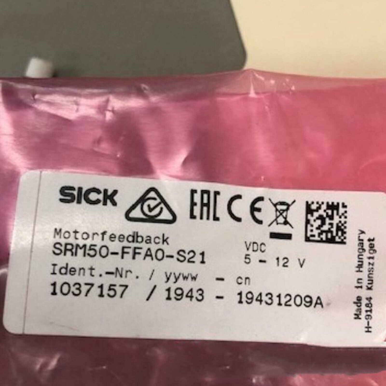 new 1 piece   sick SRM50-FFA0-S21 1037157 servo encoder ship