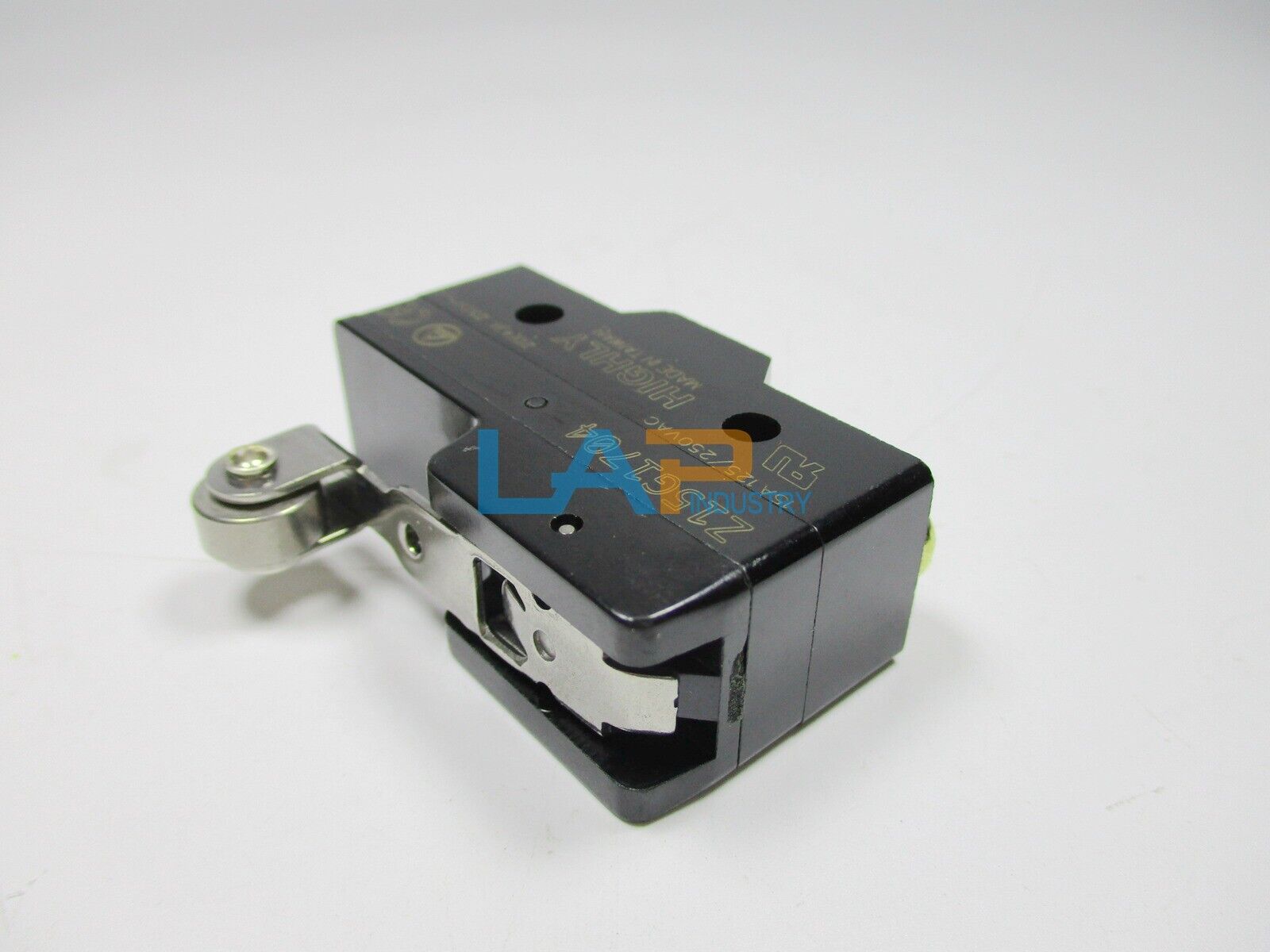 new 1PCS  For HIGHLY Micro Switch Z15G1704 15A 125 250VAC