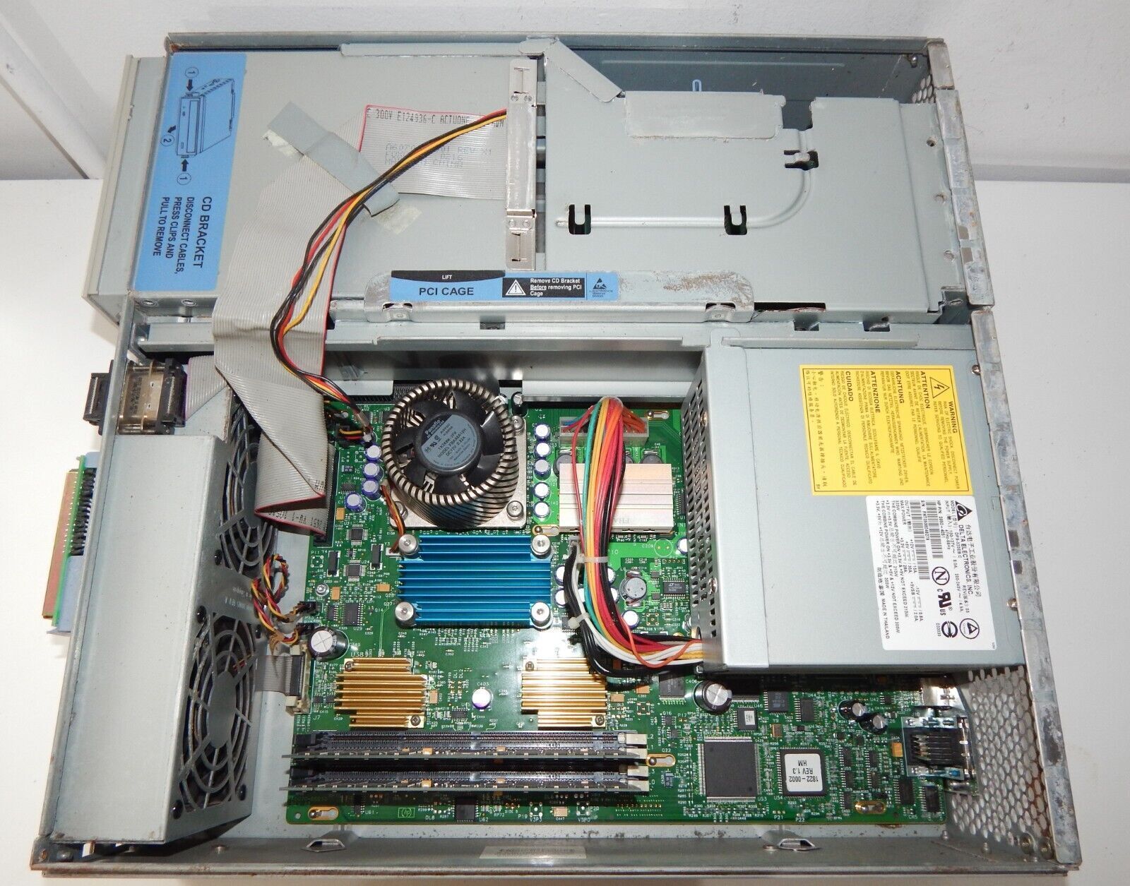 Used HP Workstation B2600 2x Processor workstation - HP