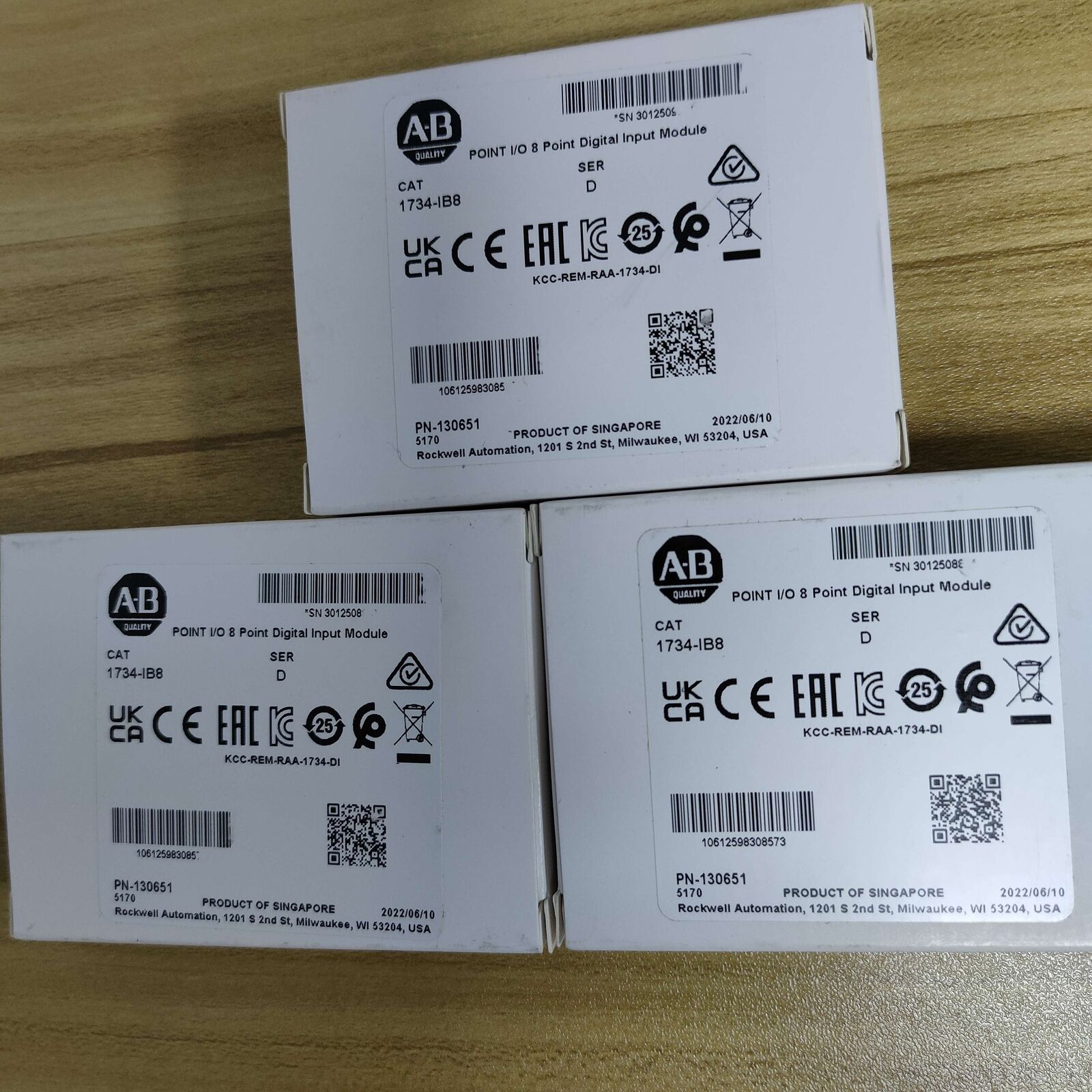 Allen-Bradley 1734IB8 Digital Input Module New Factory Sealed - ALLEN-BRADLEY