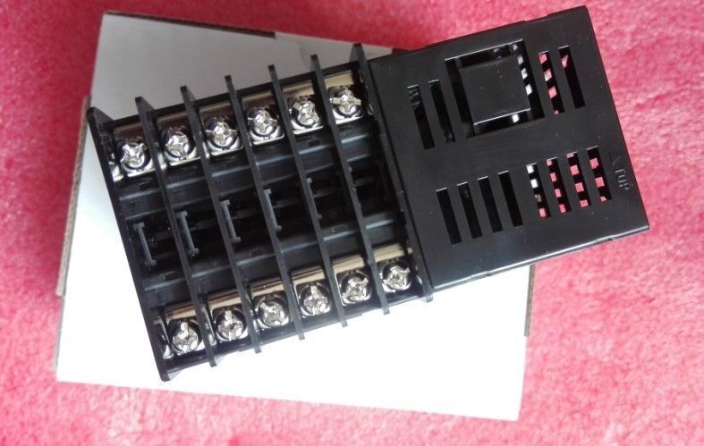 new Fst PXR5TCY1-8W000-C 1PCS FUJI Temperature Controller - FUJI