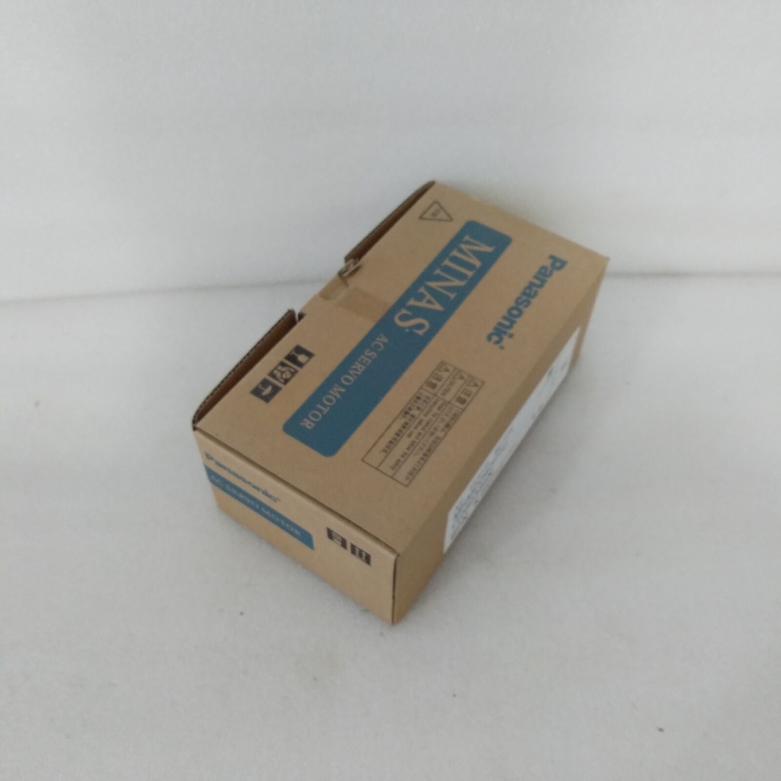 MHMD042P1U | Panasonic SERVO MOTOR | Delivered within 24 hours - PANASONIC