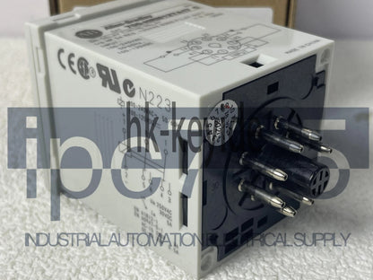 700HRM12TA17C Multi period time relay 700-HRM12TA17C 8-PIN Fast delivery