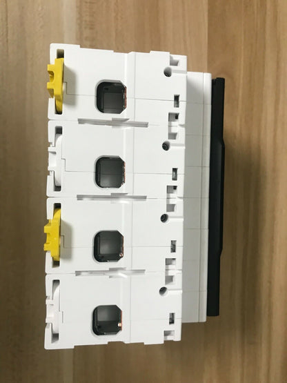 new 1PCS Schneider A9N19811 C120H 80A 4P Circuit breaker - SCHNEIDER