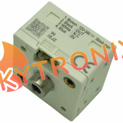 1pc Panasonic vacuum pressure sensor DP-011 digital negative pressure switch