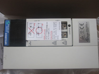 1PC MITSUBISHI AC SERVO DRIVER MR-J2S-200B MRJ2S200B