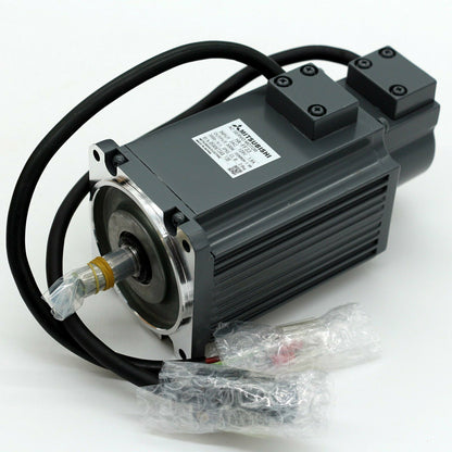Used ONE Mitsubishi HA-FF33 Projector – Tested in Excellent Condition, Fast Delivery - MITSUBISHI