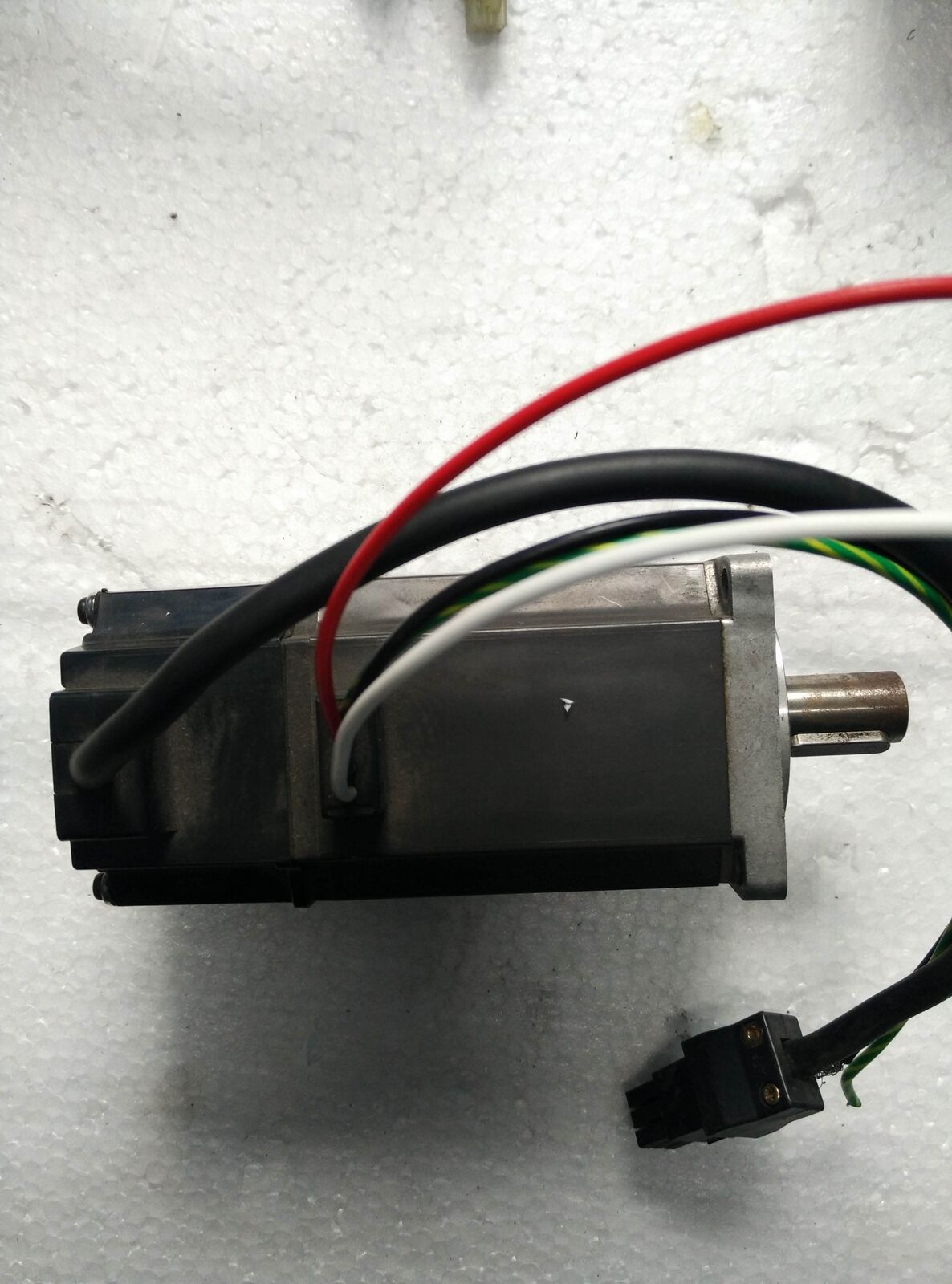 Used Mitsubishi servo motor HC-MF43K – Tested and in Good Condition - MITSUBISHI
