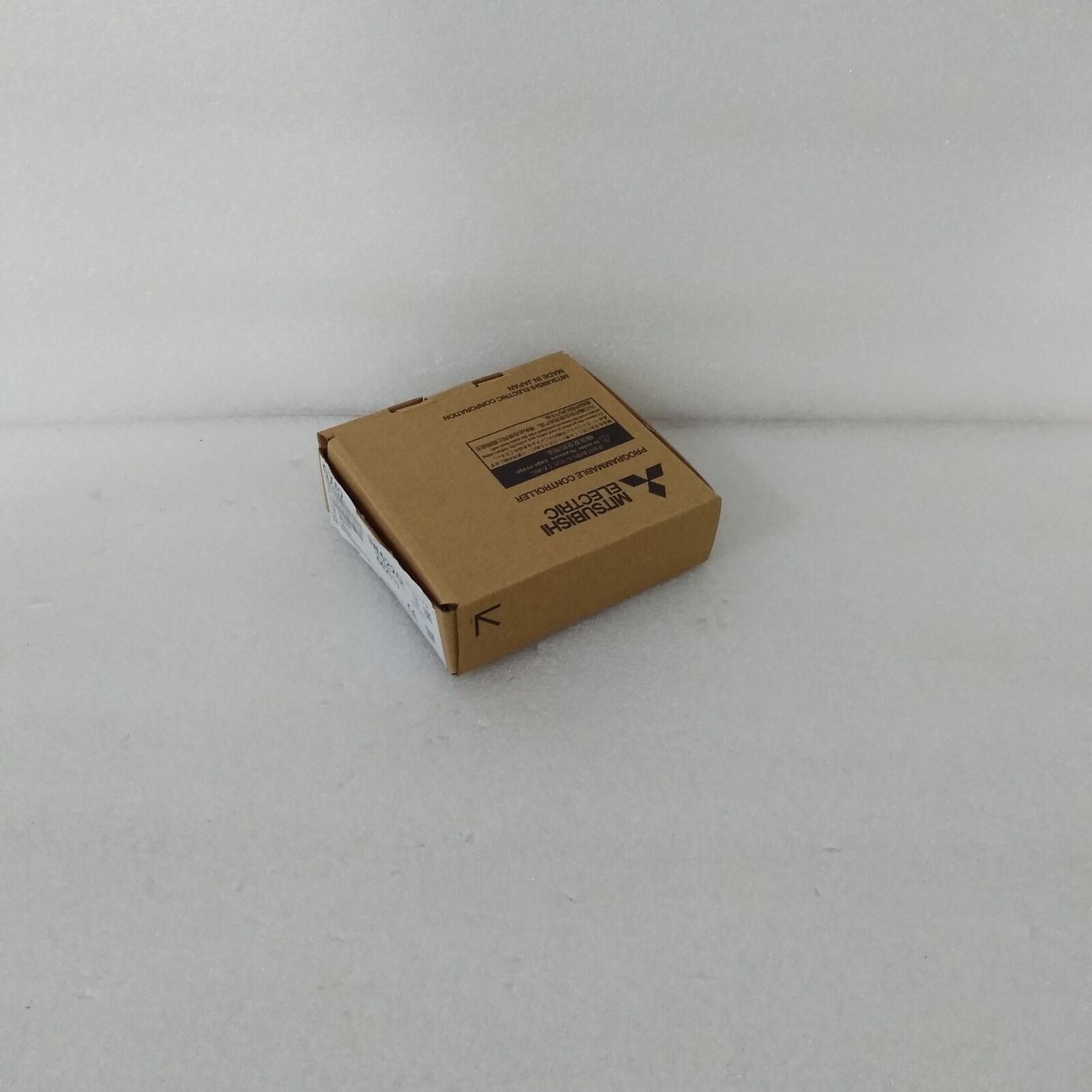 new Sent within 24 hours Mitsubishi PLC QX42 - MITSUBISHI