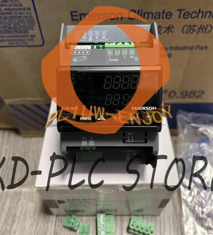 1PCS EMERSON Electronic expansion valve controller EXD-SH1+EXD-M03