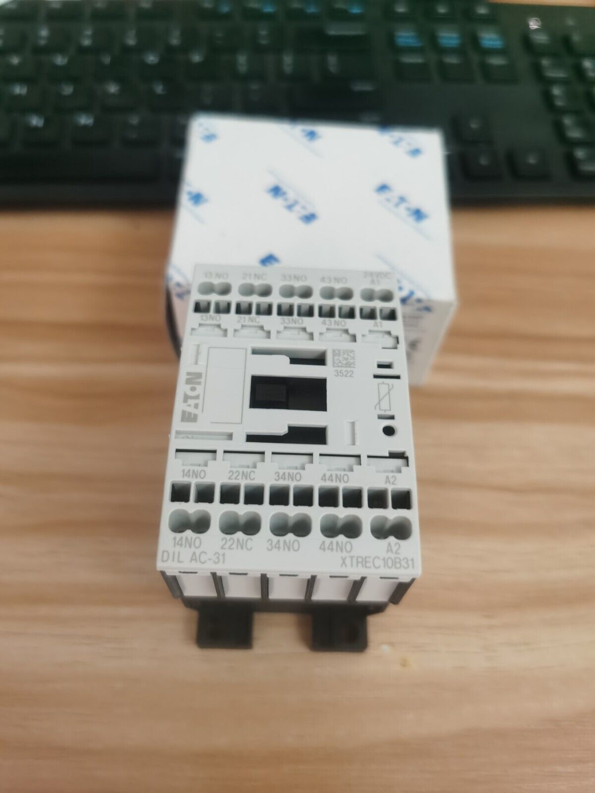 new 1PCS Eaton Moeller DILAC-31 XTREC10B31TD DC Contactor 24VDC - EATON MOELLER