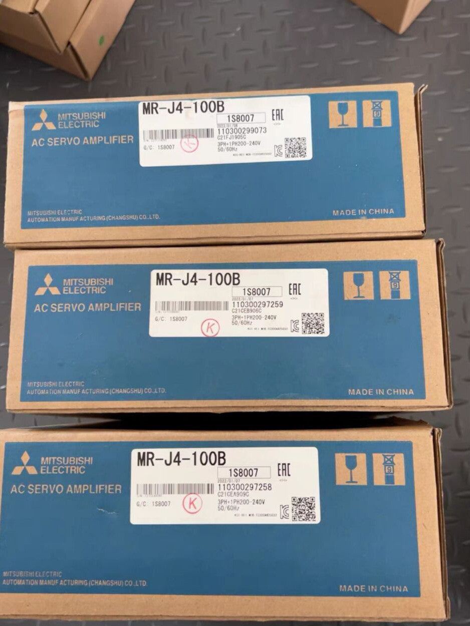 1PCS Mitsubishi MR-J4-100B MRJ4100B AC Servo Drive In Box