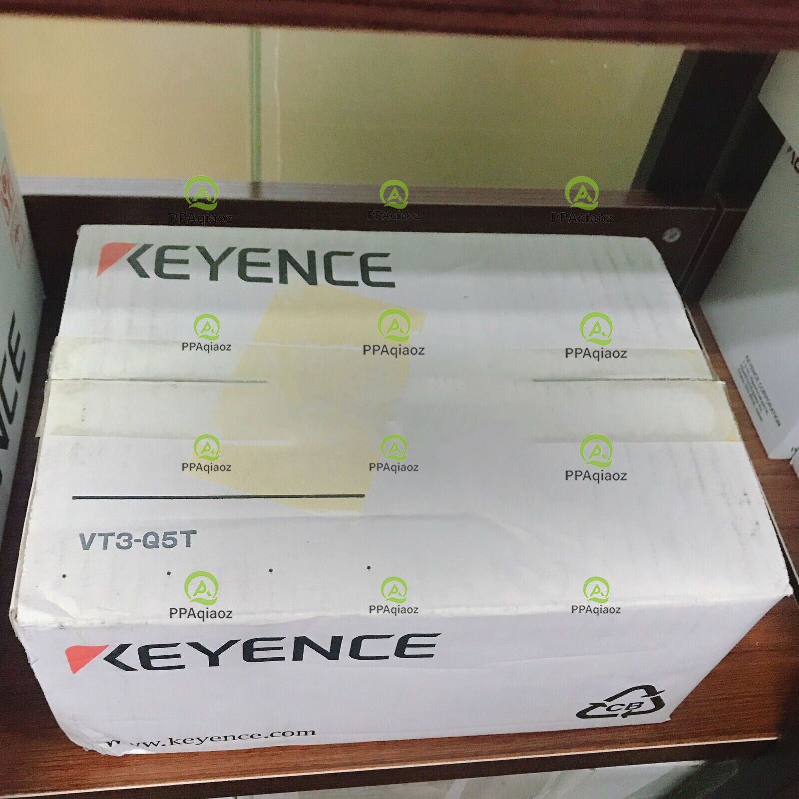 KEYENCE VT3-Q5T VT3Q5T Touch Screen - KEYENCE