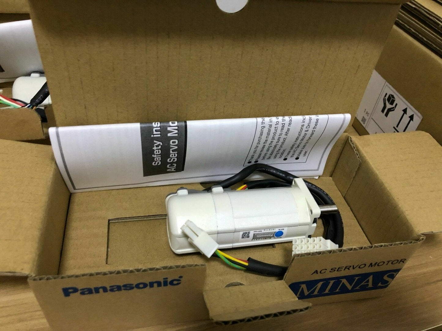 new 1PC PANASONIC AC SERVO MOTOR MSM012A1A PING - PANASONIC