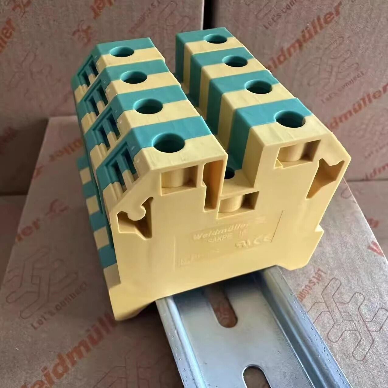 new 50pcs Weidmuller SAKPE 16 Yellow-green Ground Terminal Blocks 1256990000 - WEIDMULLER