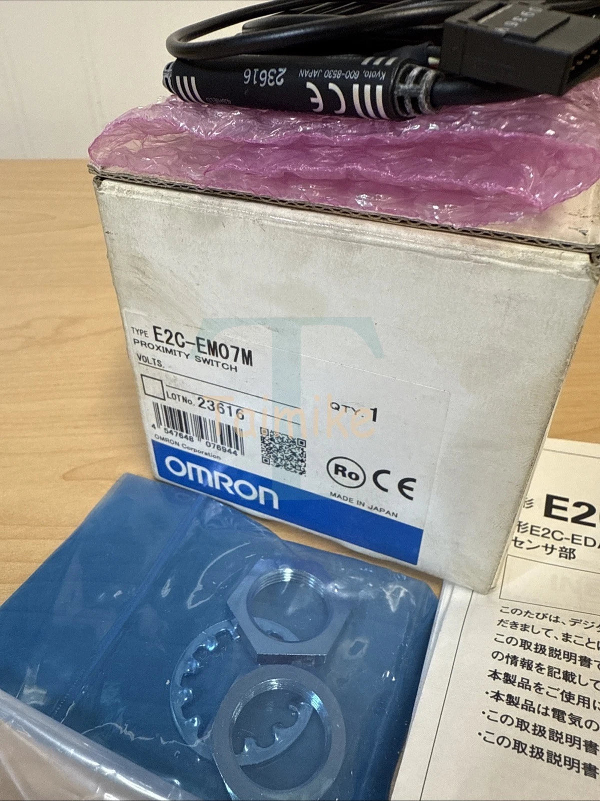 ! Omron E2C-EM07M Proximity Switch Sensor