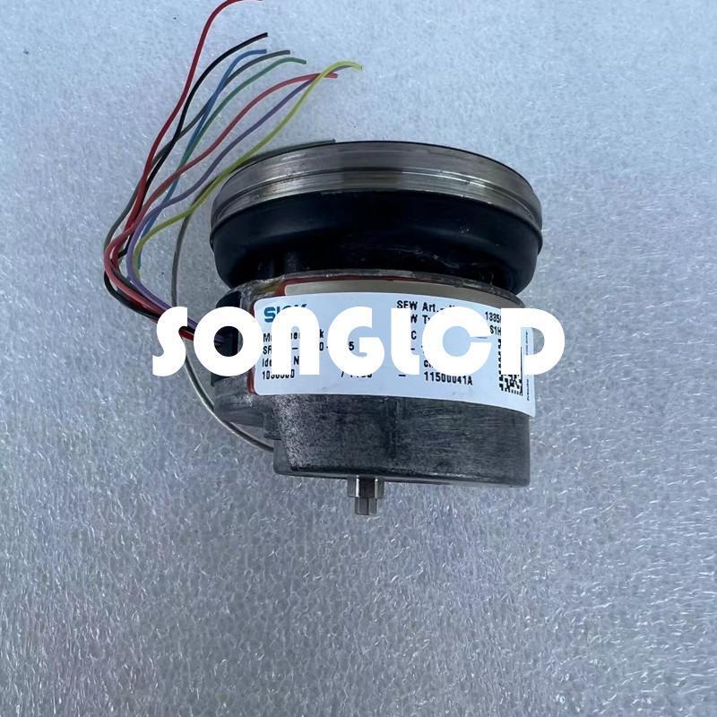 1PCS SRM50-HZA0-S25 Servo Motor - High Precision Performance - BAKUGON