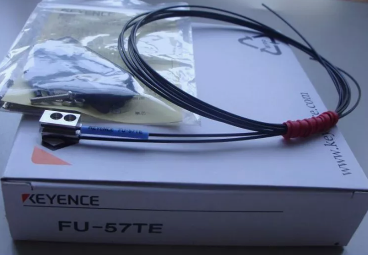 Keyence Digital Fiber Optic Sensor FU57TE - KEYENCE
