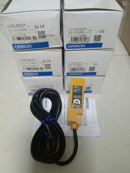 1PC Omron E3S-GS1E4 E3SGS1E4 proximity switch sensor Free Shipping