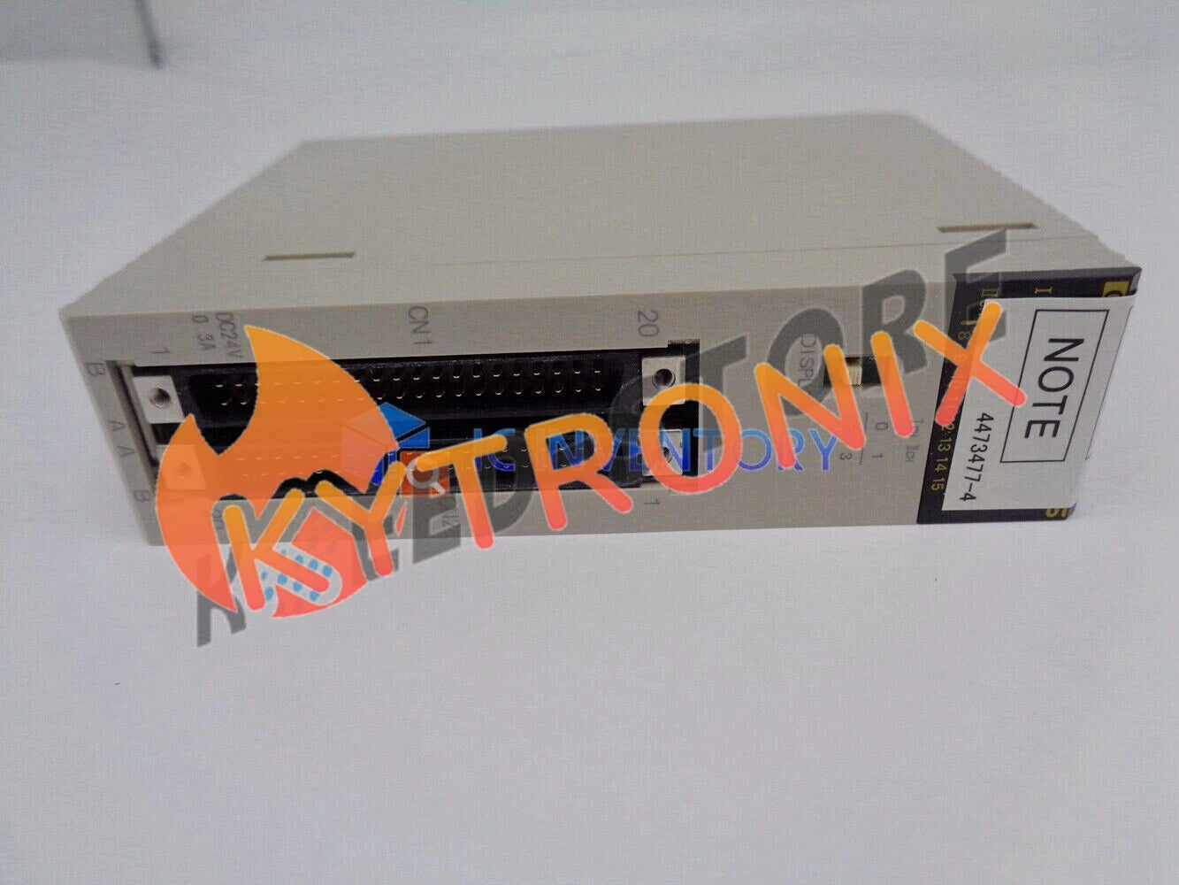 1PCS OMRON PLC CS1W-OD261 CS1WOD261