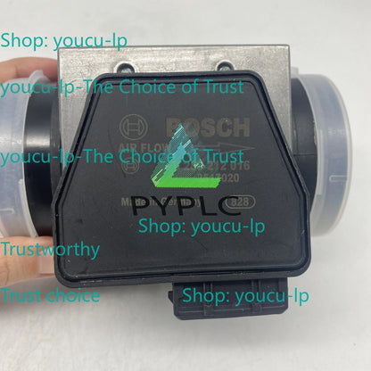 Mass Air Flow Meter MAF Sensor For Bosch Volvo 240 740 940 2.3L L4 0280212016