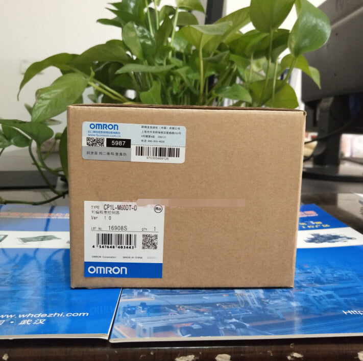 1PCS Omron PLC CP1L-M60DT-D CP1LM60DTD Programmable Controller