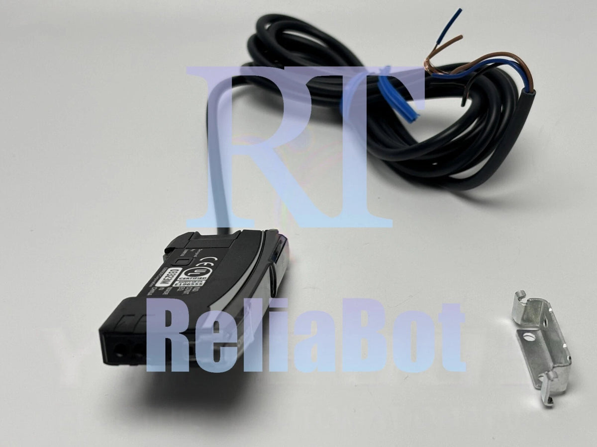 E3NX-CA11 1PCS Omron E3NX-CA11 2M optical fiber sensor E3NX-CA11 #TX#
