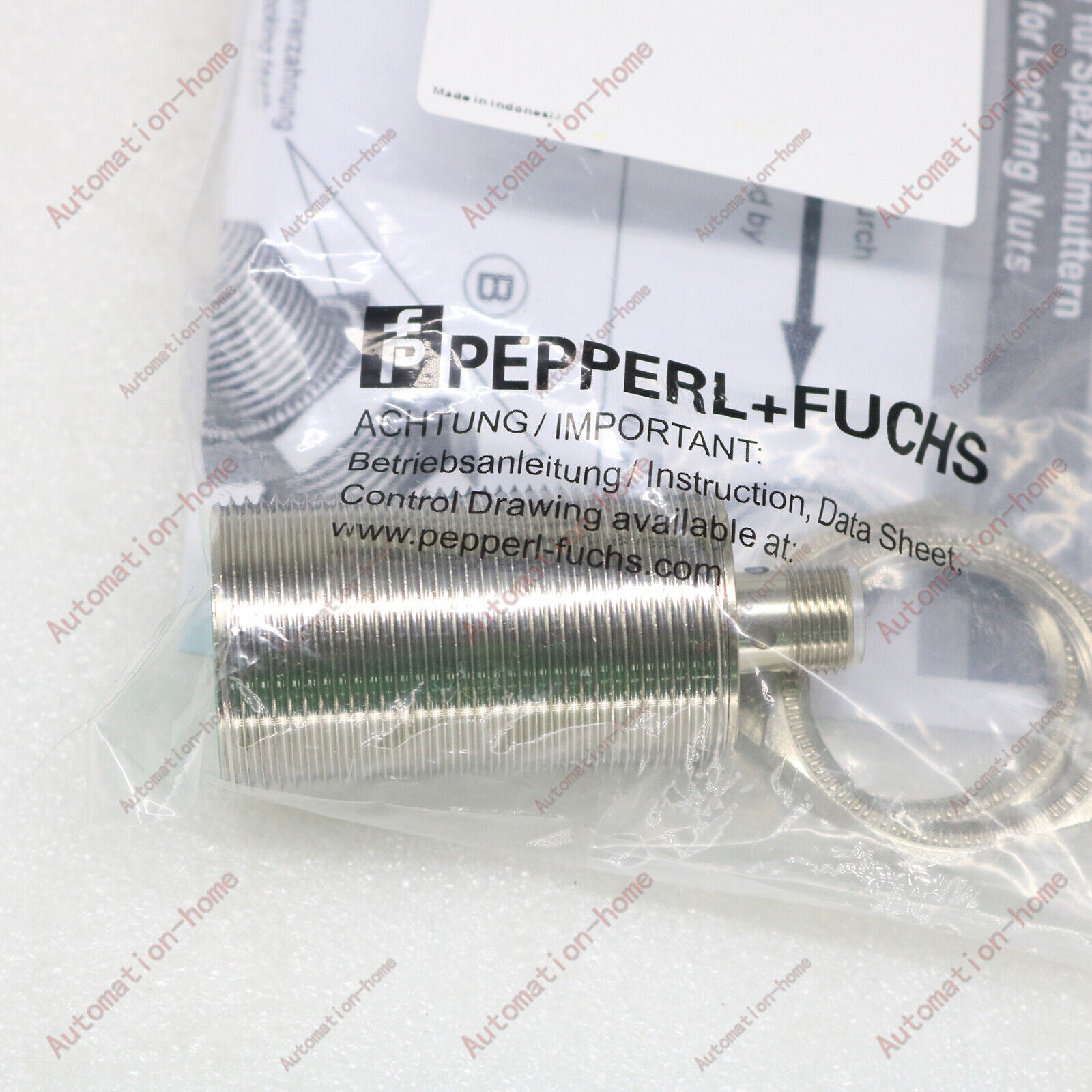 Proximity Sensor NBB10-30GM50-E0-V1 - PEPPERL+FUCHS