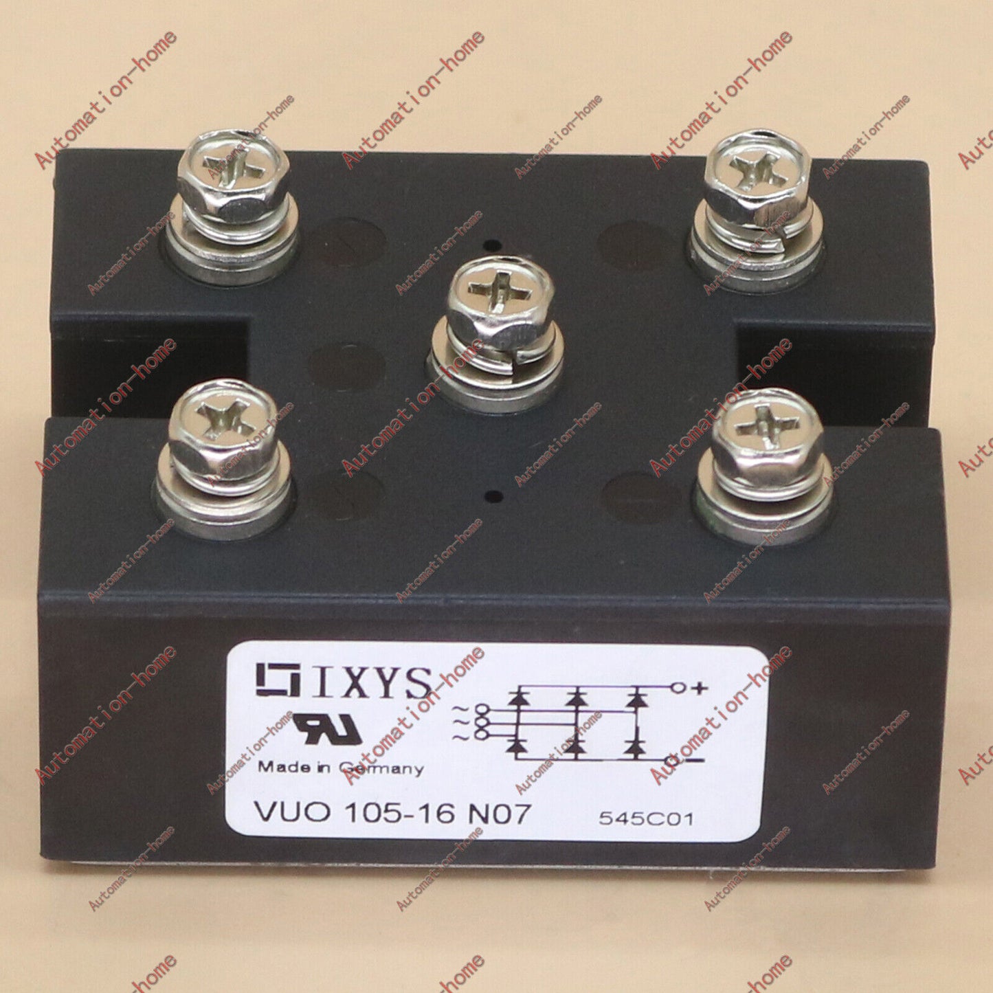 1PCS  IXYS Power Module Supply VUO105-16NO7 Free Shipping