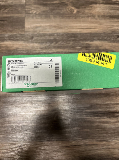 new Schneider BMXXBE2005 Backplane Extender Kit for X80