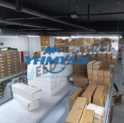 1PCS OMRON E3S-AT86 -L -D Photoelectric Switch Sensor