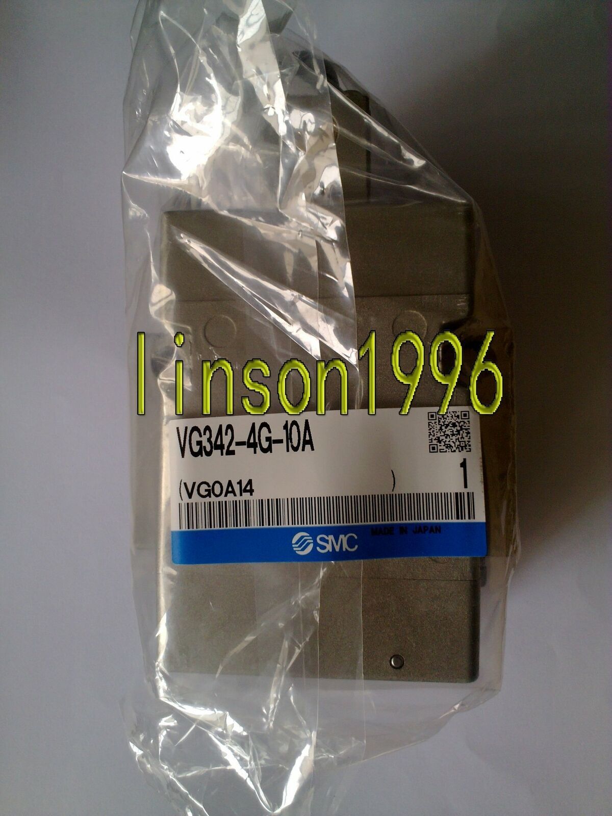 ONE SMC VG342-4G-10A Solenoid Valve - SMC