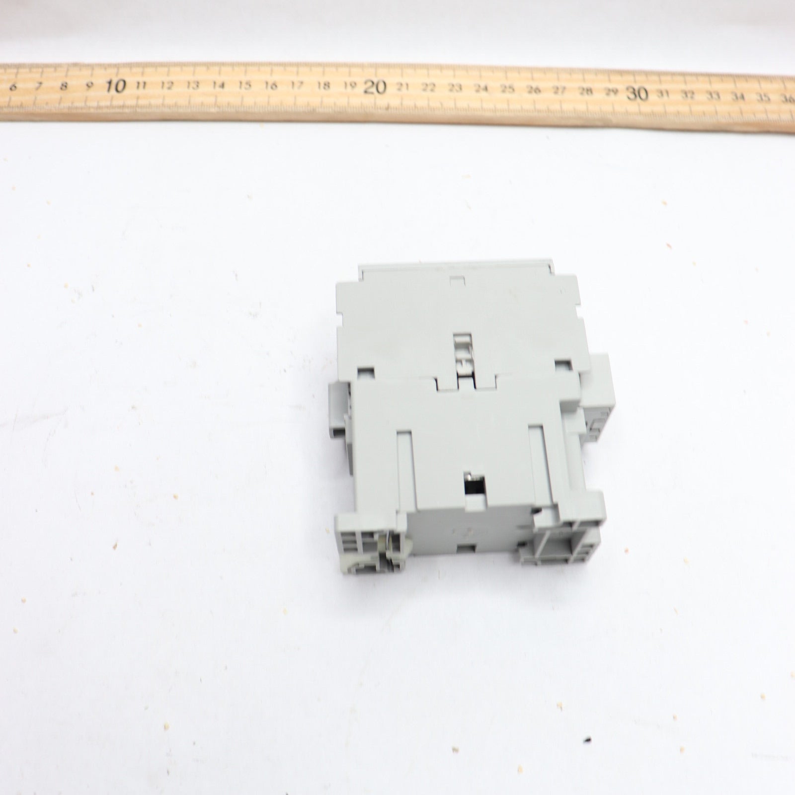 Allen-Bradley Contactor 50/60Hz 110/120V Coil 100-C16D10 SHIP - ALLEN-BRADLEY