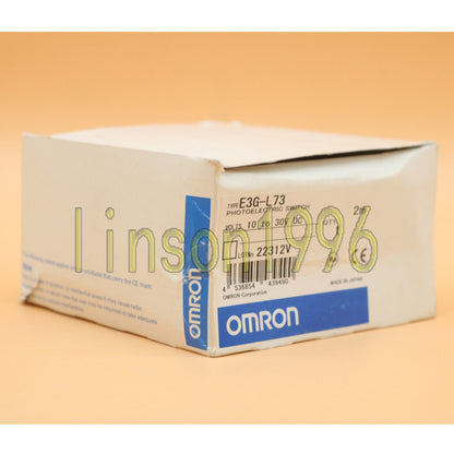 OMRON E3G-L73 10-30VDC Photoelectric Switch - OMRON